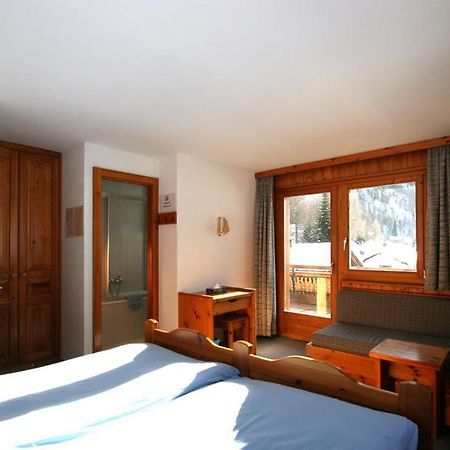 Hotel Garni Les Bouquetins Zinal Buitenkant foto