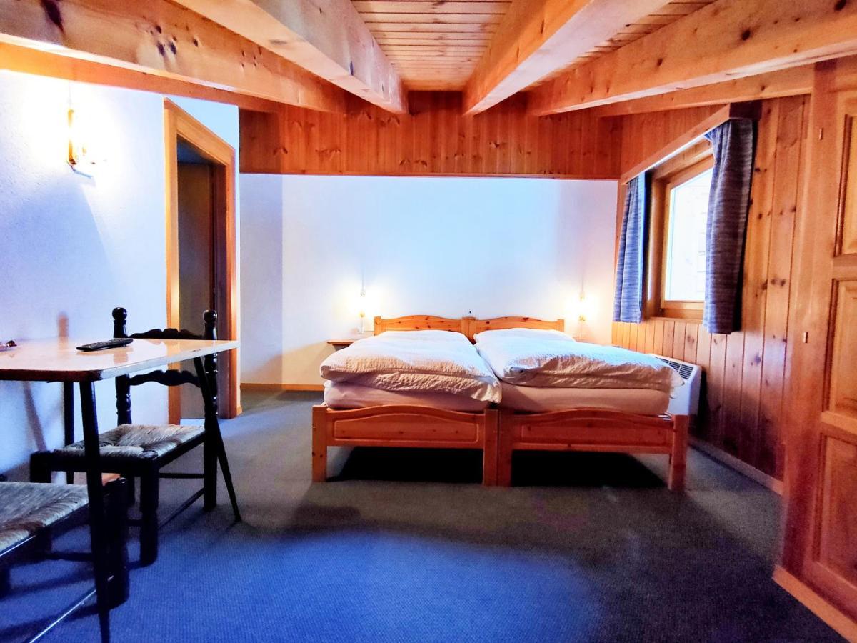 Hotel Garni Les Bouquetins Zinal Buitenkant foto